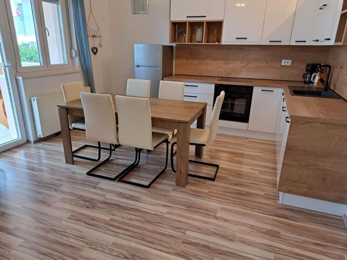 Apartments Ploka Okrug Gornji Ngoại thất bức ảnh