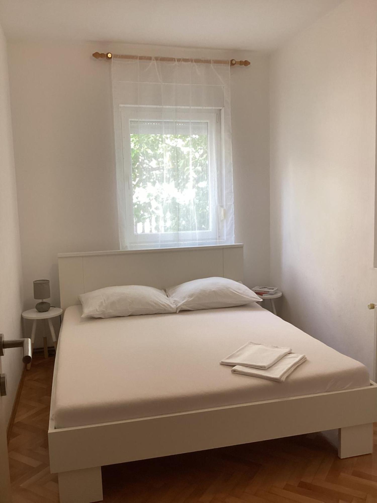 Apartments Ploka Okrug Gornji Ngoại thất bức ảnh