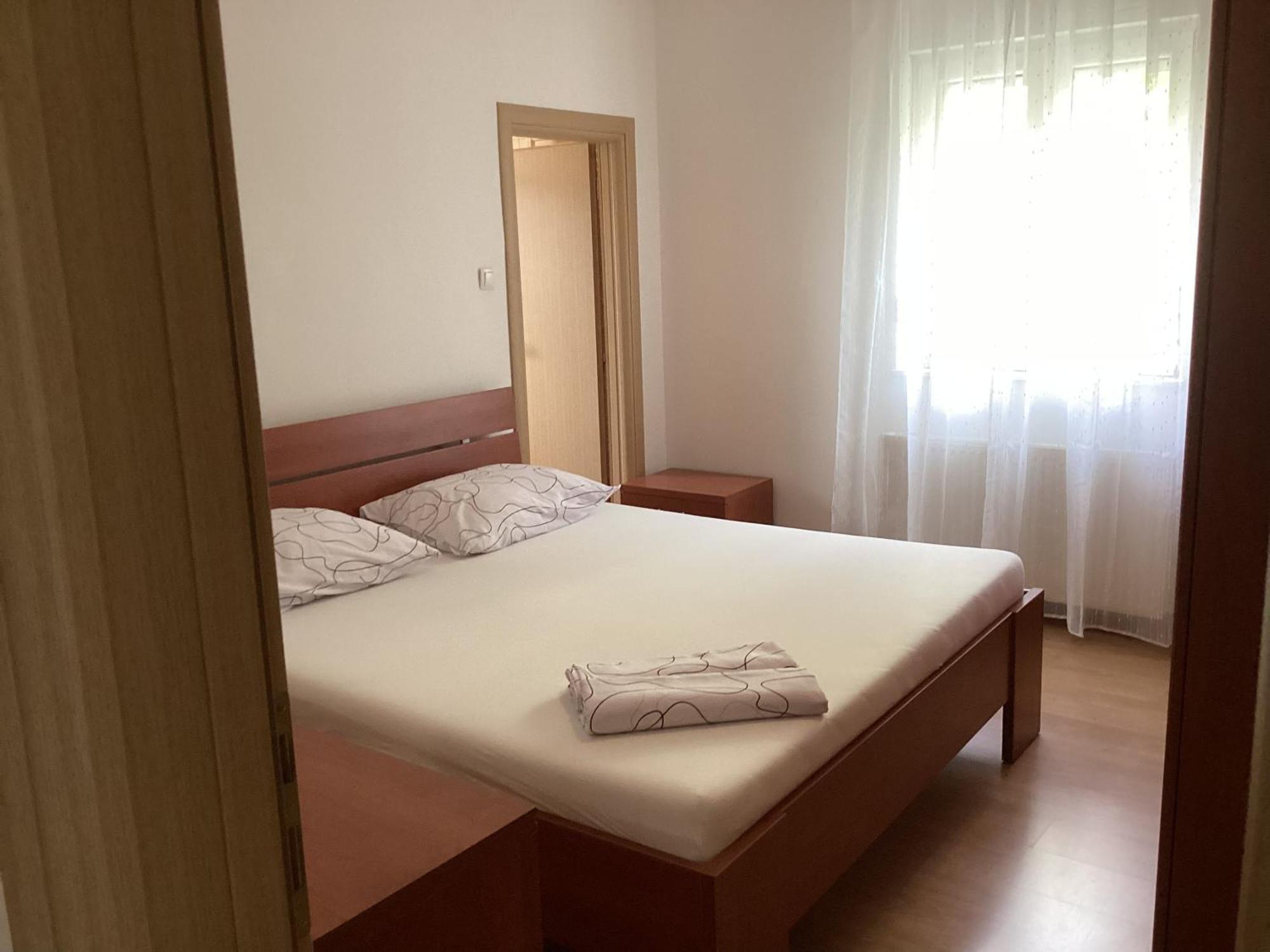 Apartments Ploka Okrug Gornji Ngoại thất bức ảnh