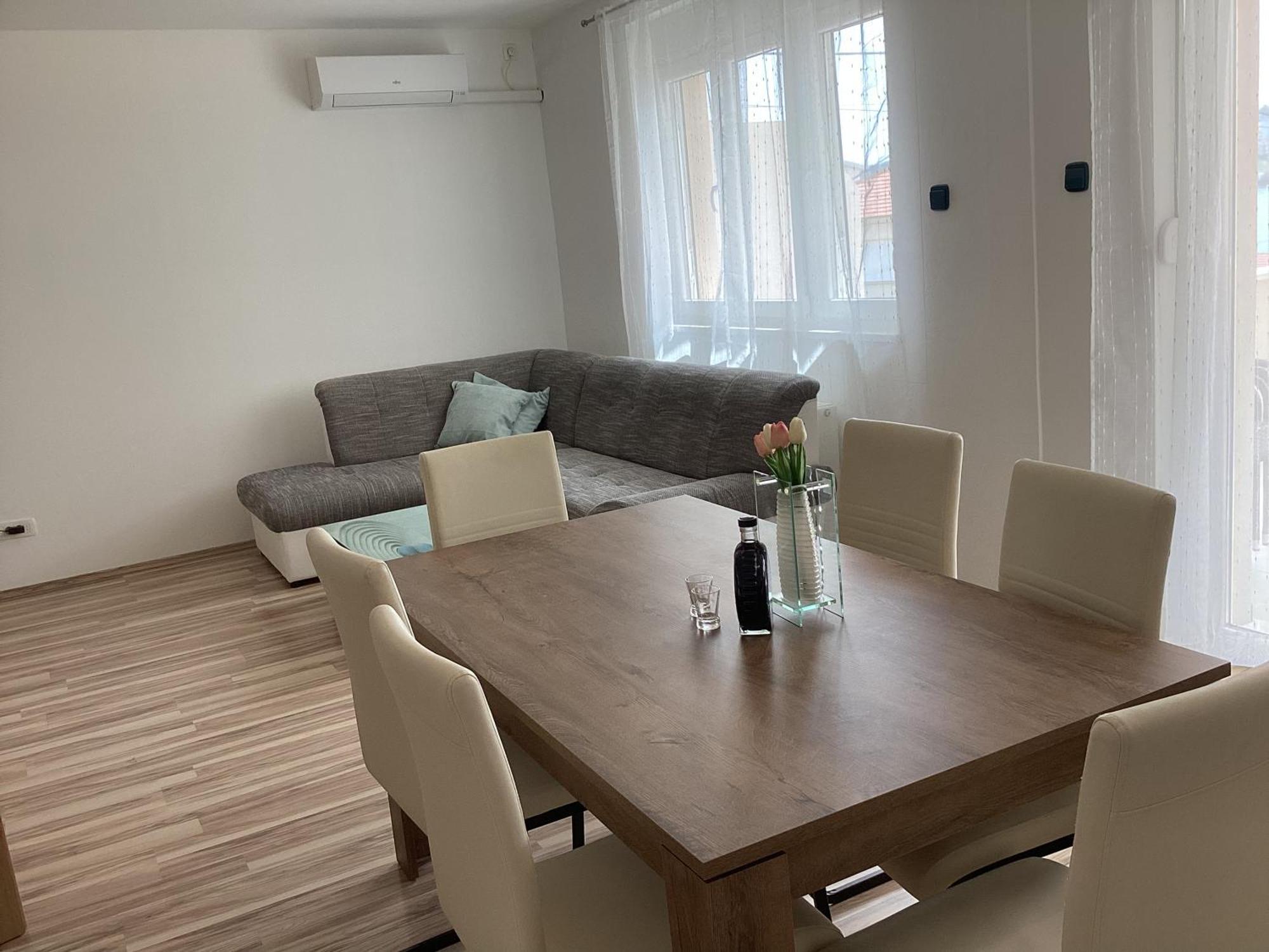 Apartments Ploka Okrug Gornji Ngoại thất bức ảnh