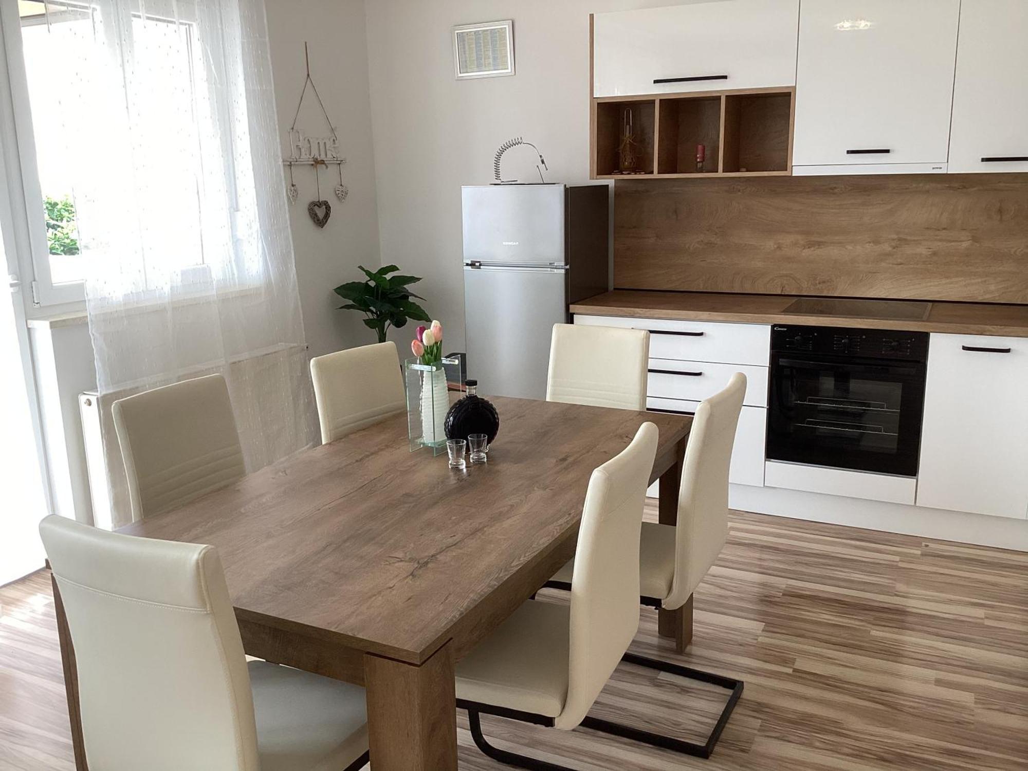 Apartments Ploka Okrug Gornji Ngoại thất bức ảnh